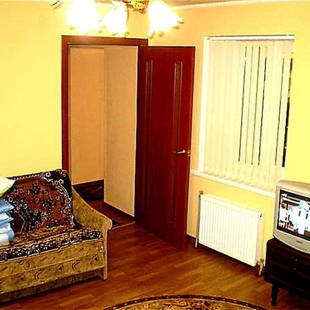 2 Ком Квартира Соборная-Макарова-Макдональдс 4 Дивана Wi-Fi Самый Центр Николаева 2 Этаж Exterior foto